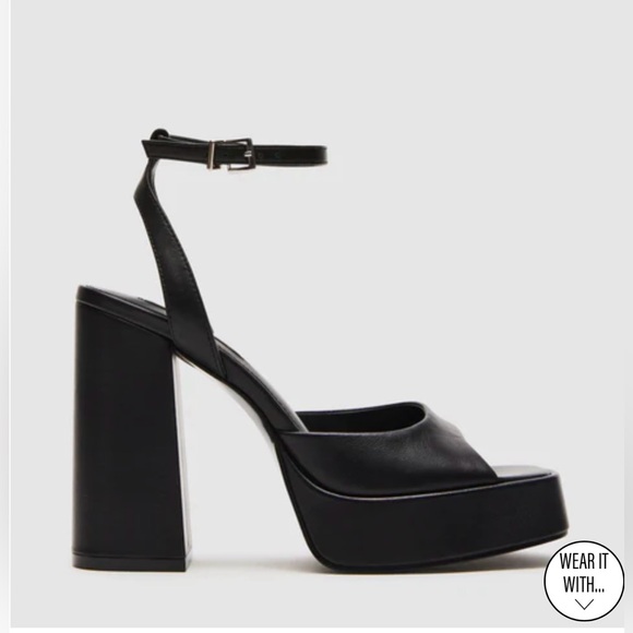 Steve Madden Shoes - STEVE MADEN Carolyn Black Leather  NWB